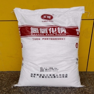 片堿（氫氧化鈉/NaOH）——火堿，苛性
